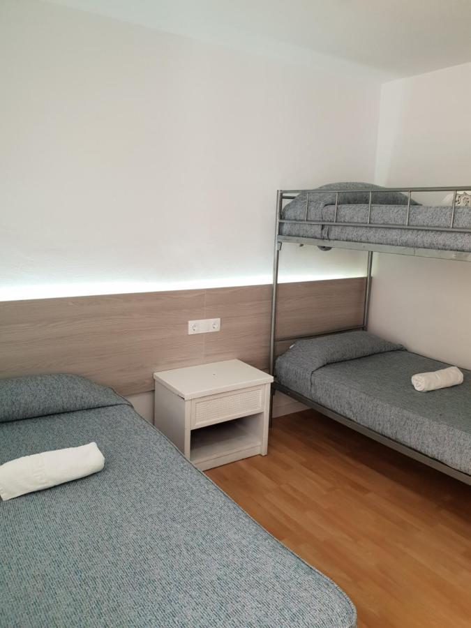 Hostal Montsant Salou Extérieur photo
