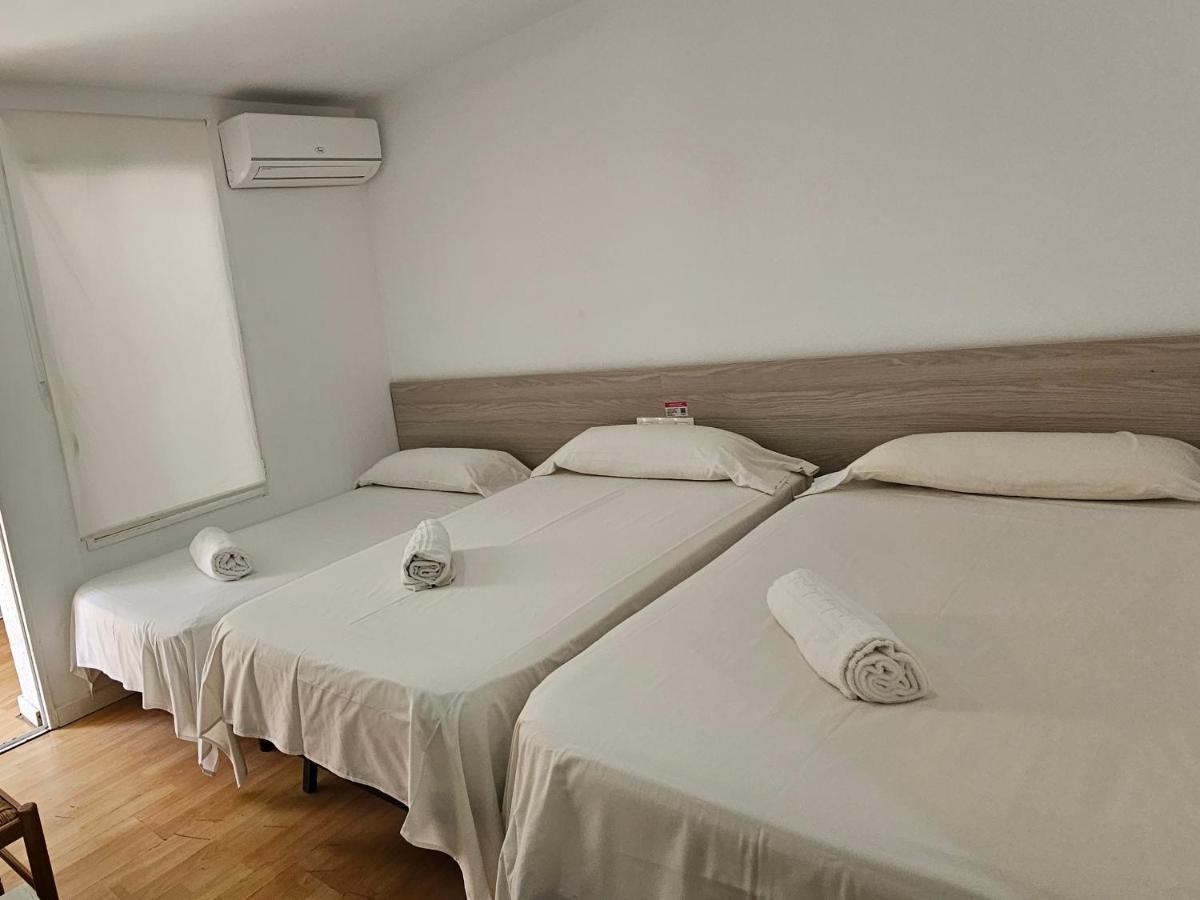 Hostal Montsant Salou Extérieur photo