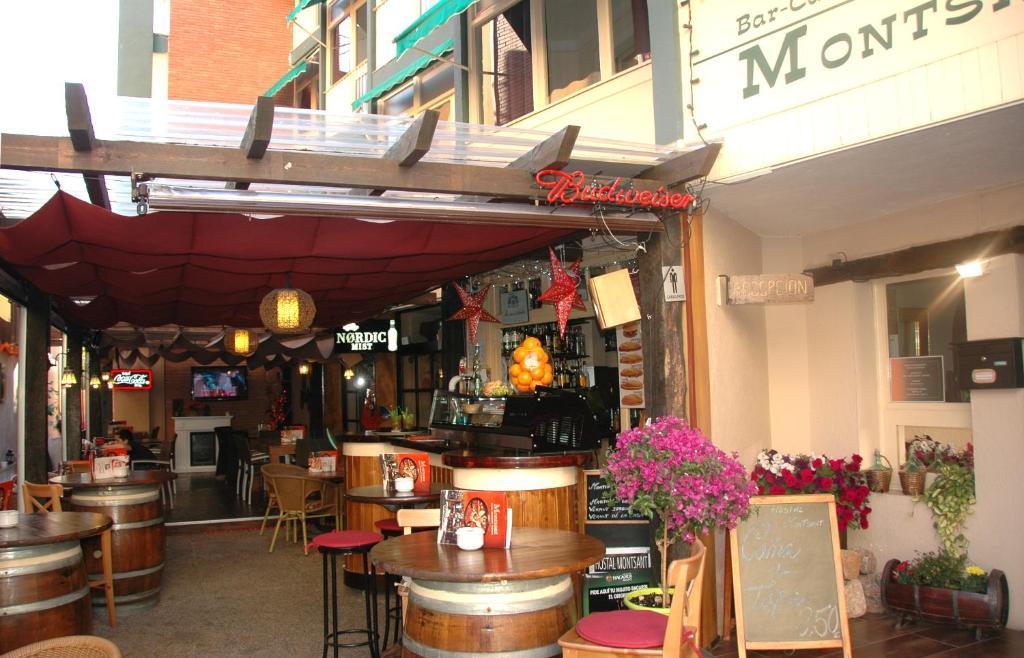 Hostal Montsant Salou Extérieur photo