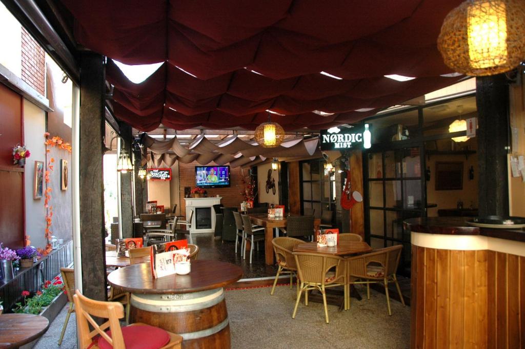 Hostal Montsant Salou Extérieur photo